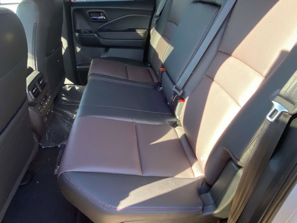 New 2026 Honda Ridgeline Black Edition image 10