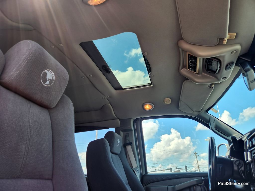 Used 2019 Chevrolet Express 2500 video 2