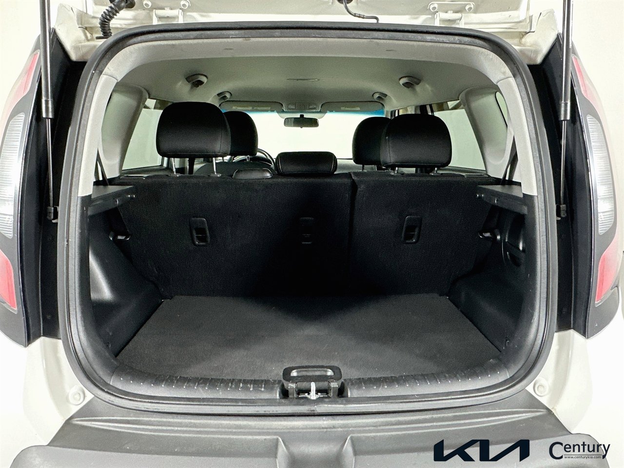 Used 2014 Kia Soul + image 22
