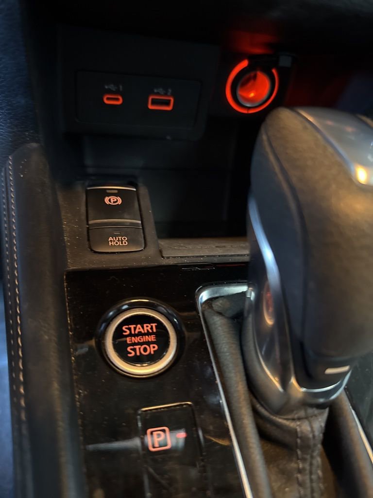 Used 2021 Nissan Kicks SV FWD image 31