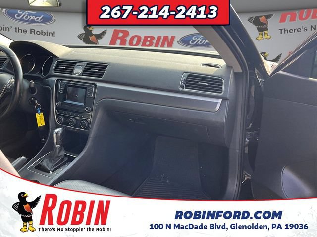 Used 2016 Volkswagen Passat 1.8T R-Line FWD image 27