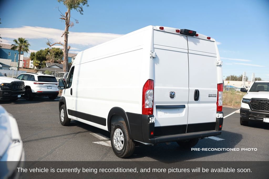 Used 2024 RAM ProMaster 2500 w/ Quick Order Package 22G SLT image 3