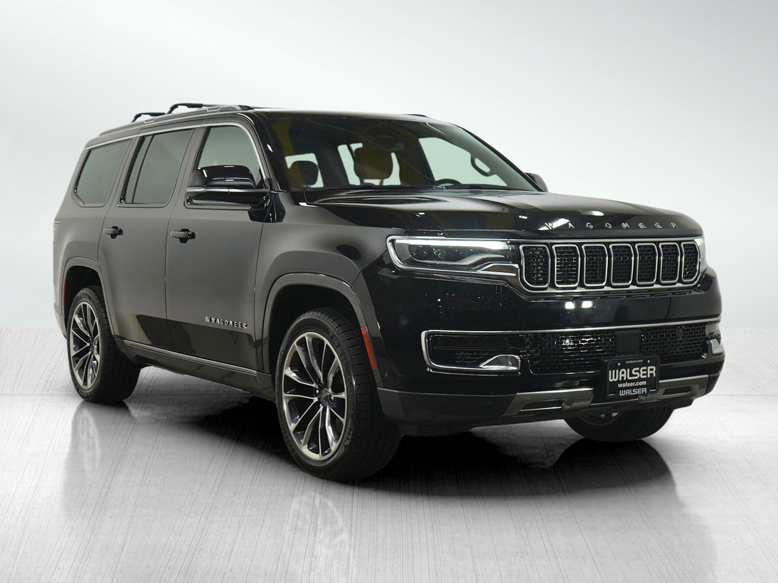 Used 2022 Jeep Wagoneer Series III w/ Premium Group I image 7