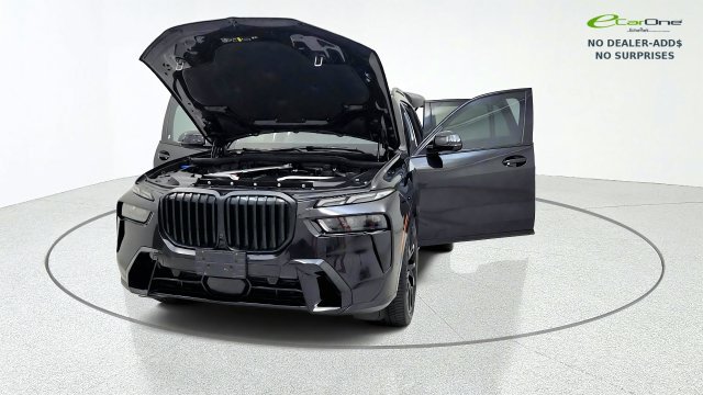 Used 2023 BMW X7 xDrive40i w/ Executive Package AWD/4WD image 13