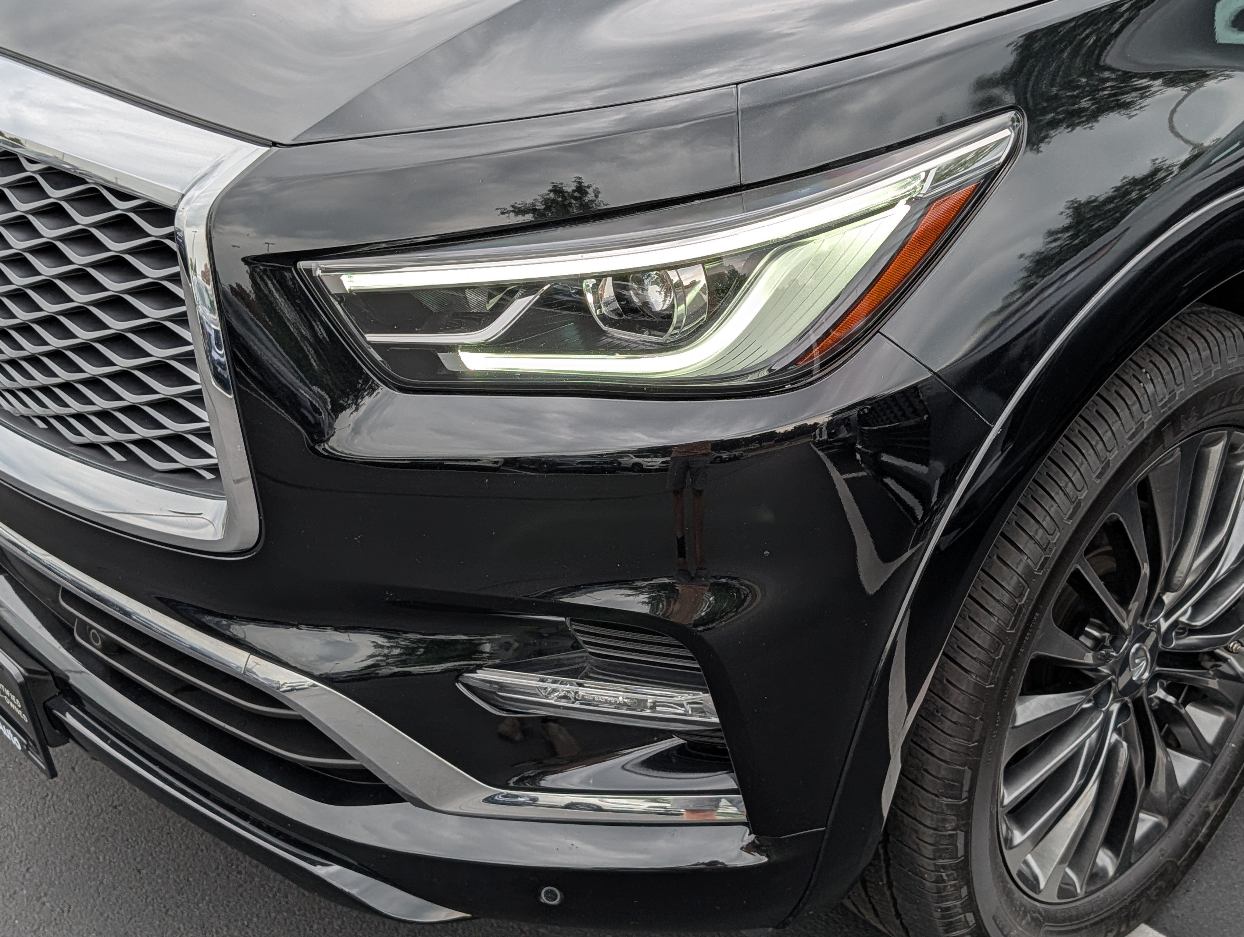 Certified 2022 INFINITI QX80 Sensory w/ Cargo Package AWD/4WD image 16