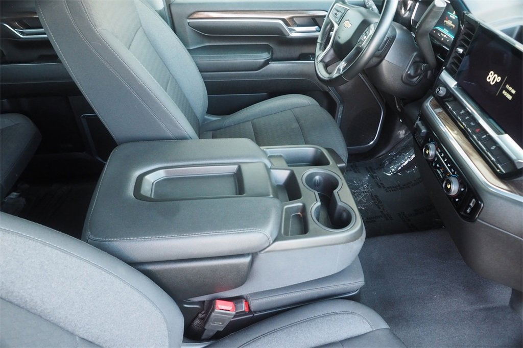 Used 2024 Chevrolet Silverado 2500 LT image 24