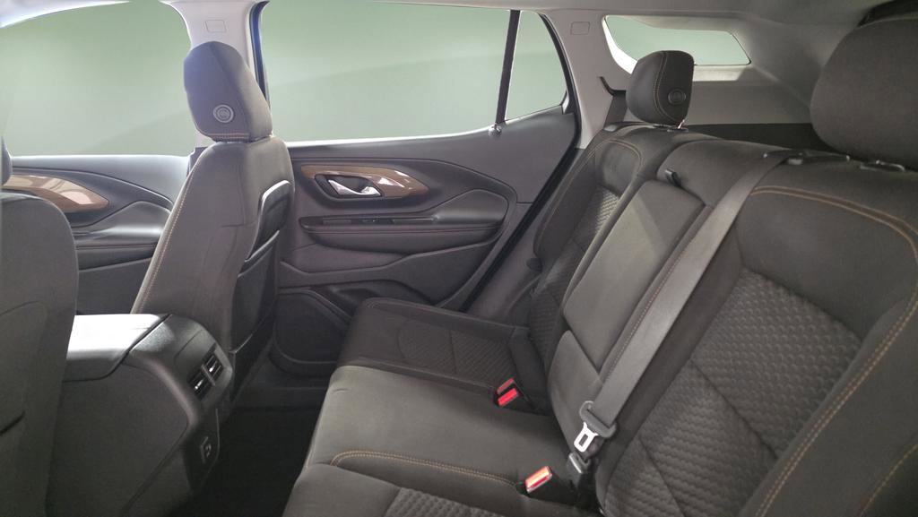 Used 2020 GMC Terrain SLE image 13
