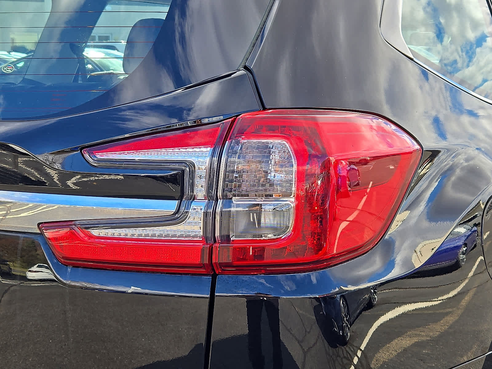 Used 2023 Subaru Ascent 8-Passenger image 14