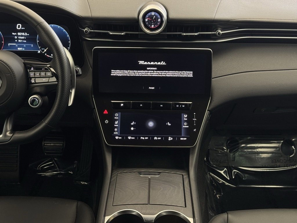 New 2024 Maserati Grecale GT image 23