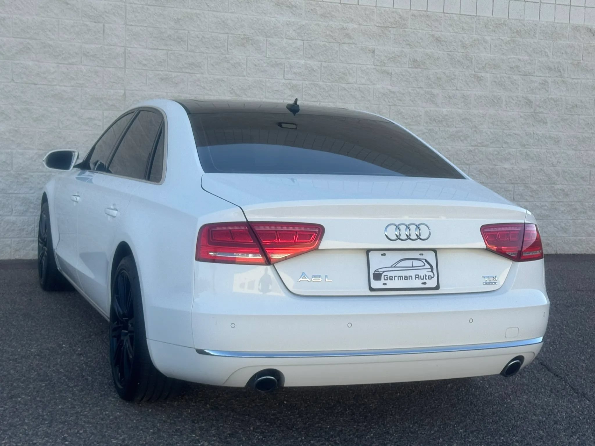 Used 2014 Audi A8 L TDI w/ Premium Package AWD/4WD image 8