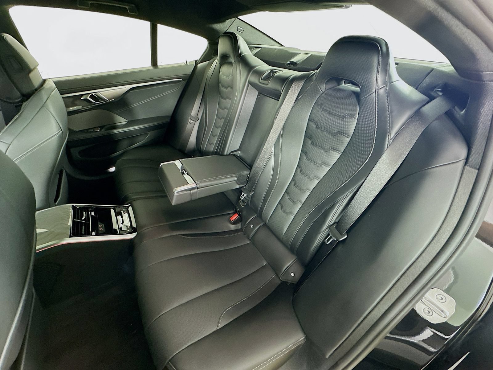New 2026 BMW 840i xDrive AWD/4WD image 35