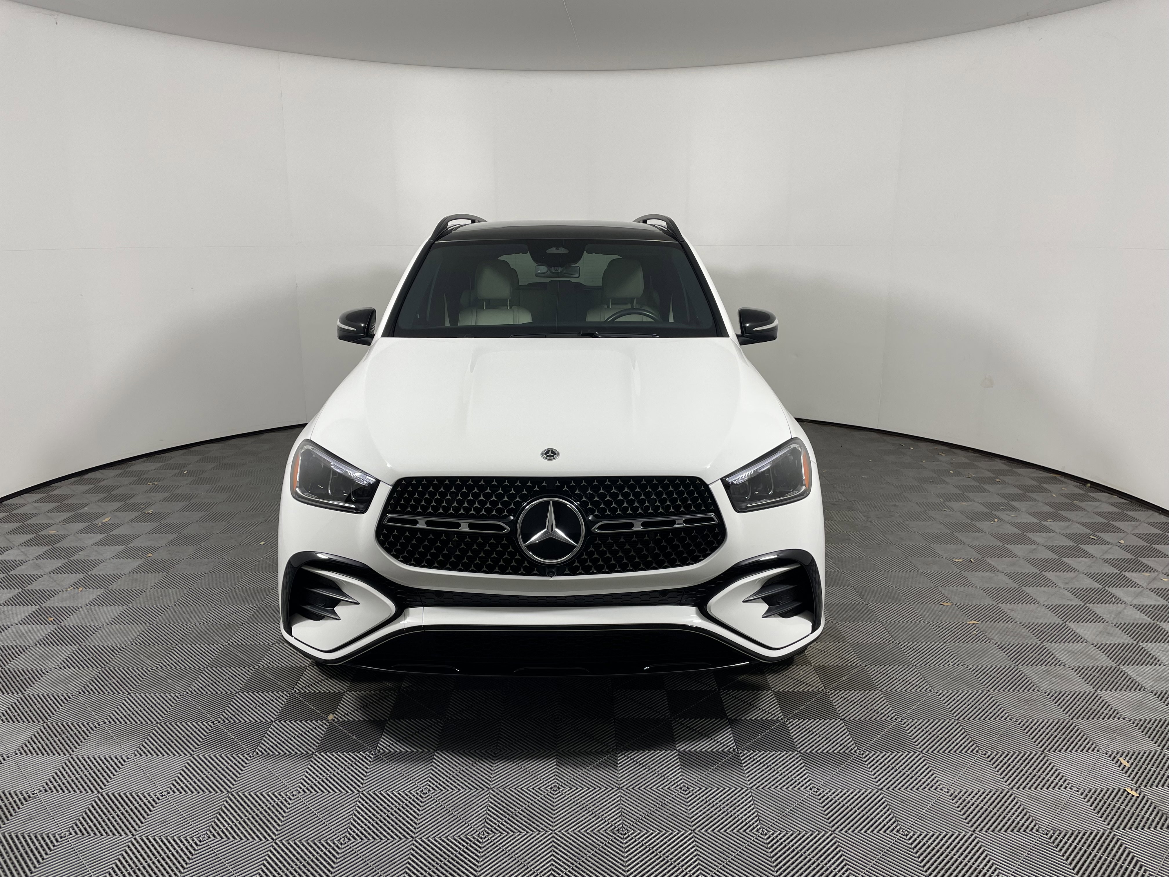 Used 2024 Mercedes-Benz GLE 350 4MATIC image 8