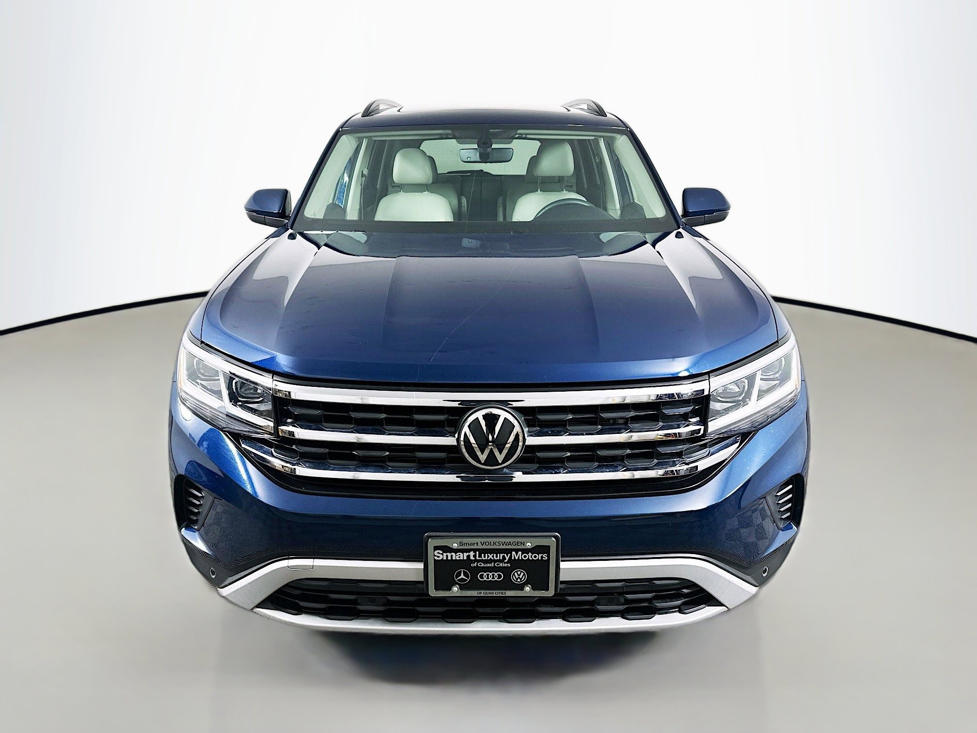 Certified 2022 Volkswagen Atlas SE image 2