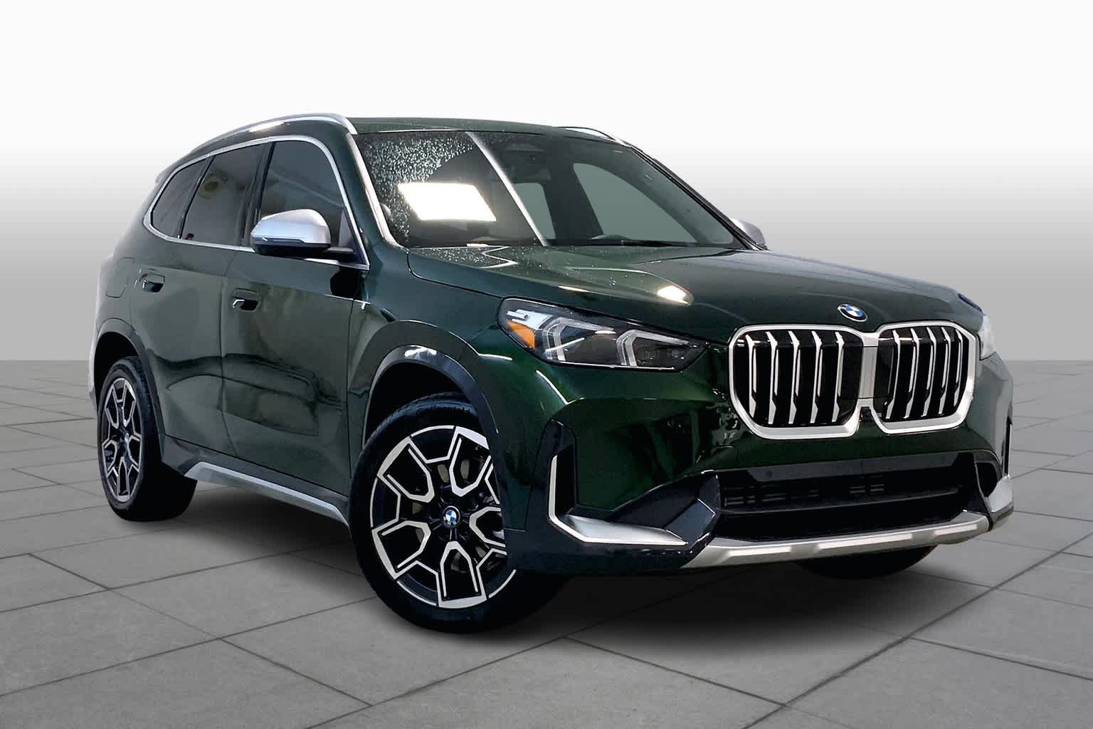 Used 2024 BMW X1 xDrive28i w/ Premium Package AWD/4WD image 2