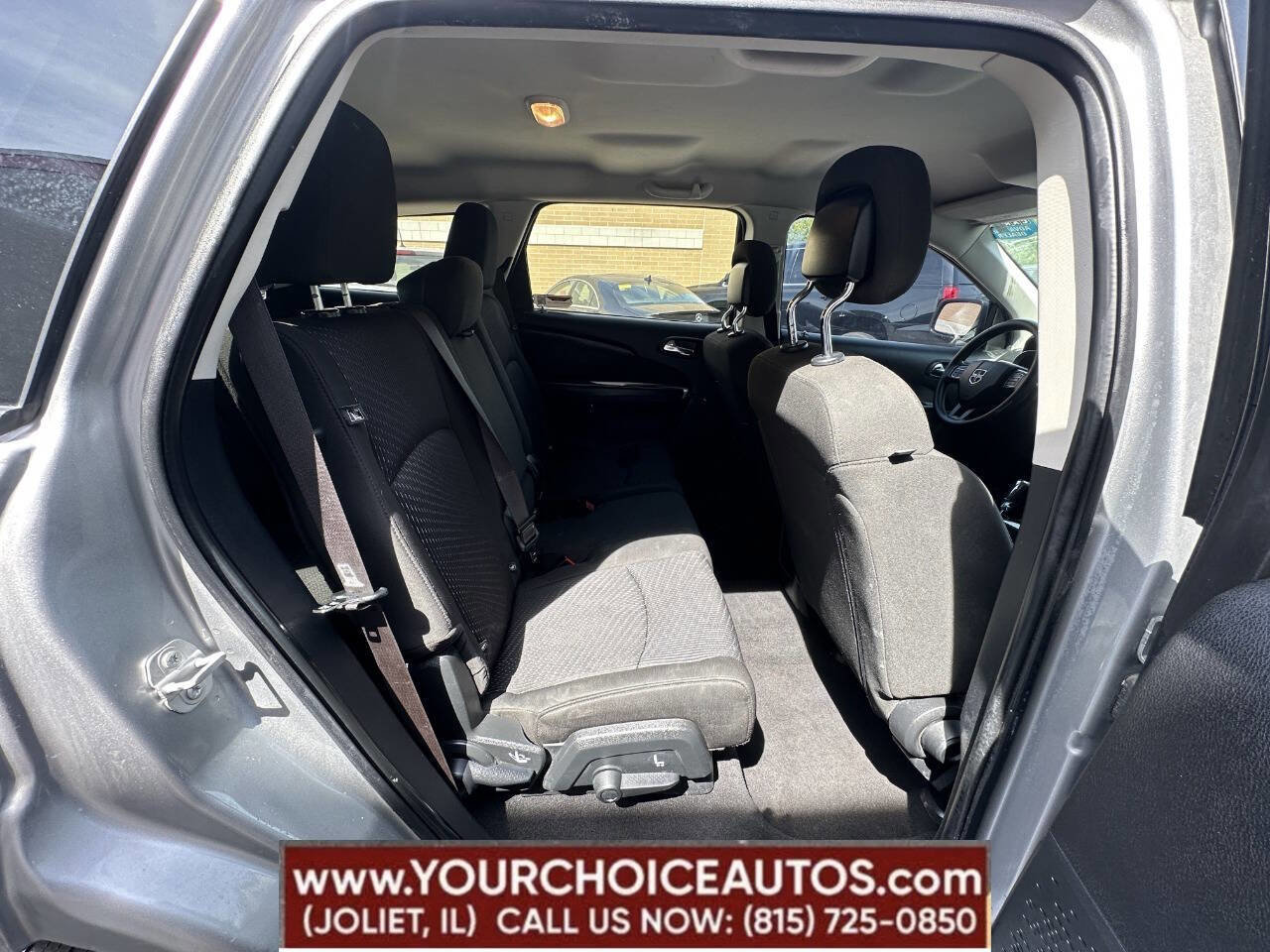 Used 2020 Dodge Journey SE image 22