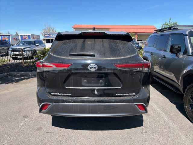 Used 2023 Toyota Highlander Limited AWD/4WD image 7