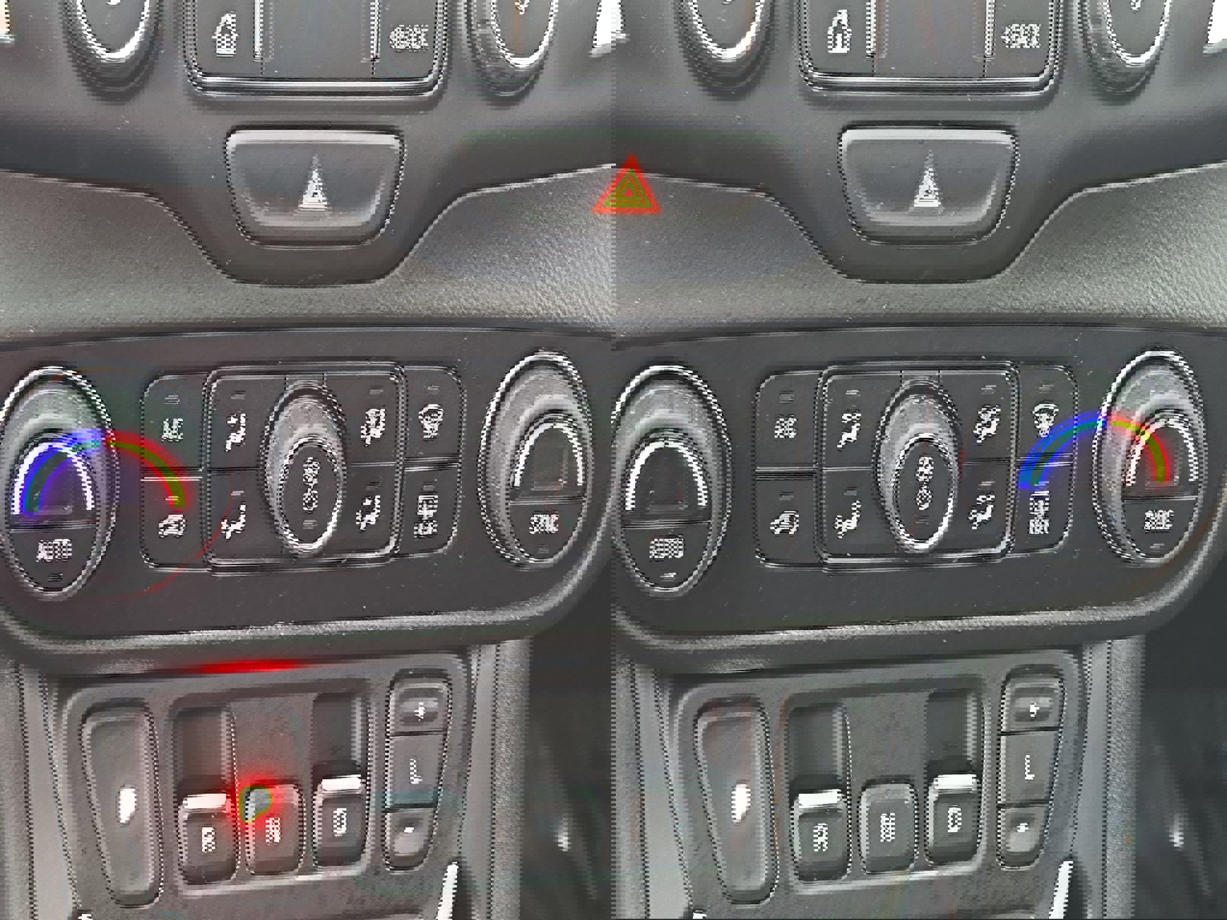 Used 2021 GMC Terrain SLT w/ Elevation Edition image 23