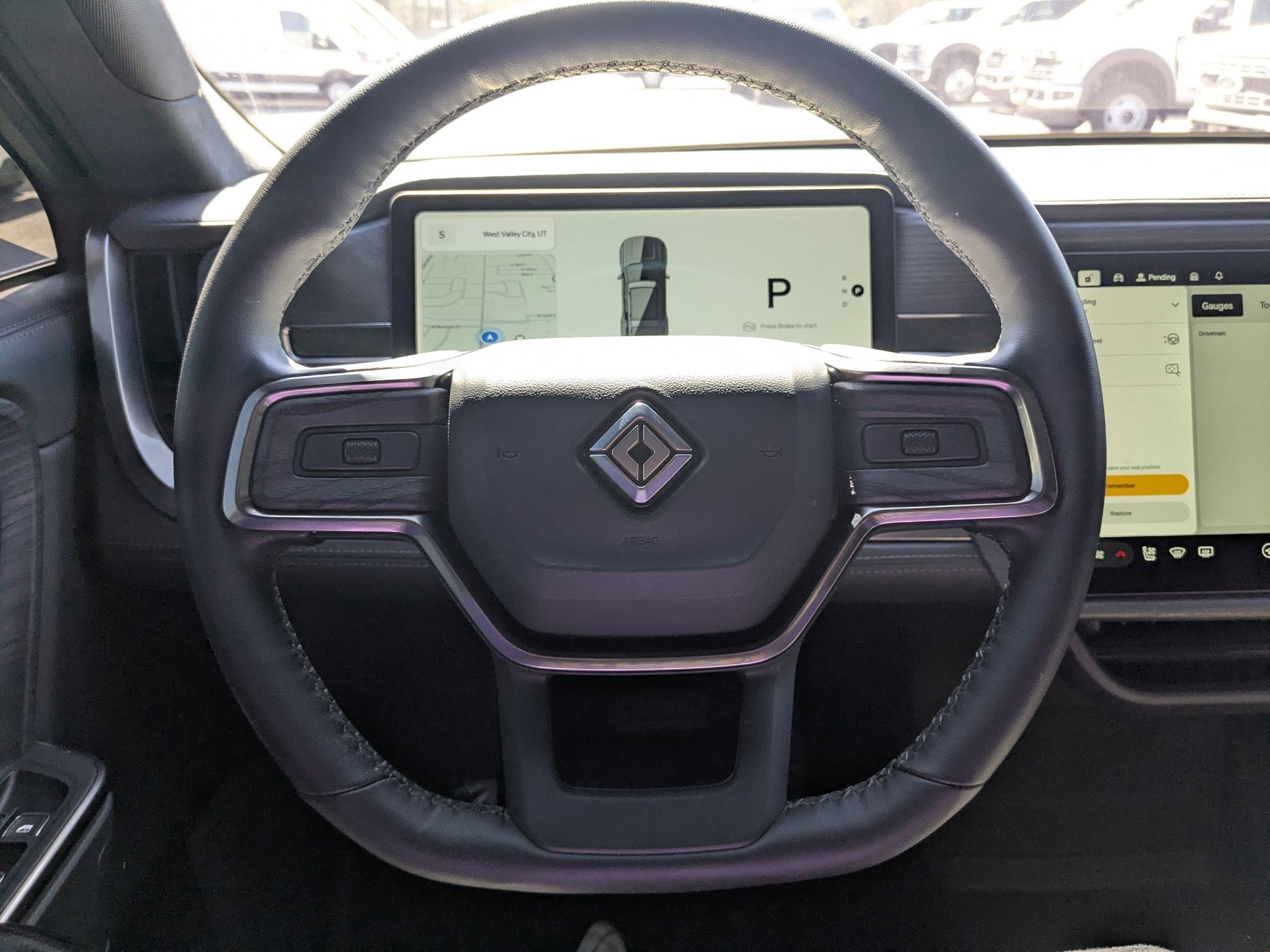 Used 2025 Rivian R1S Adventure AWD/4WD image 20