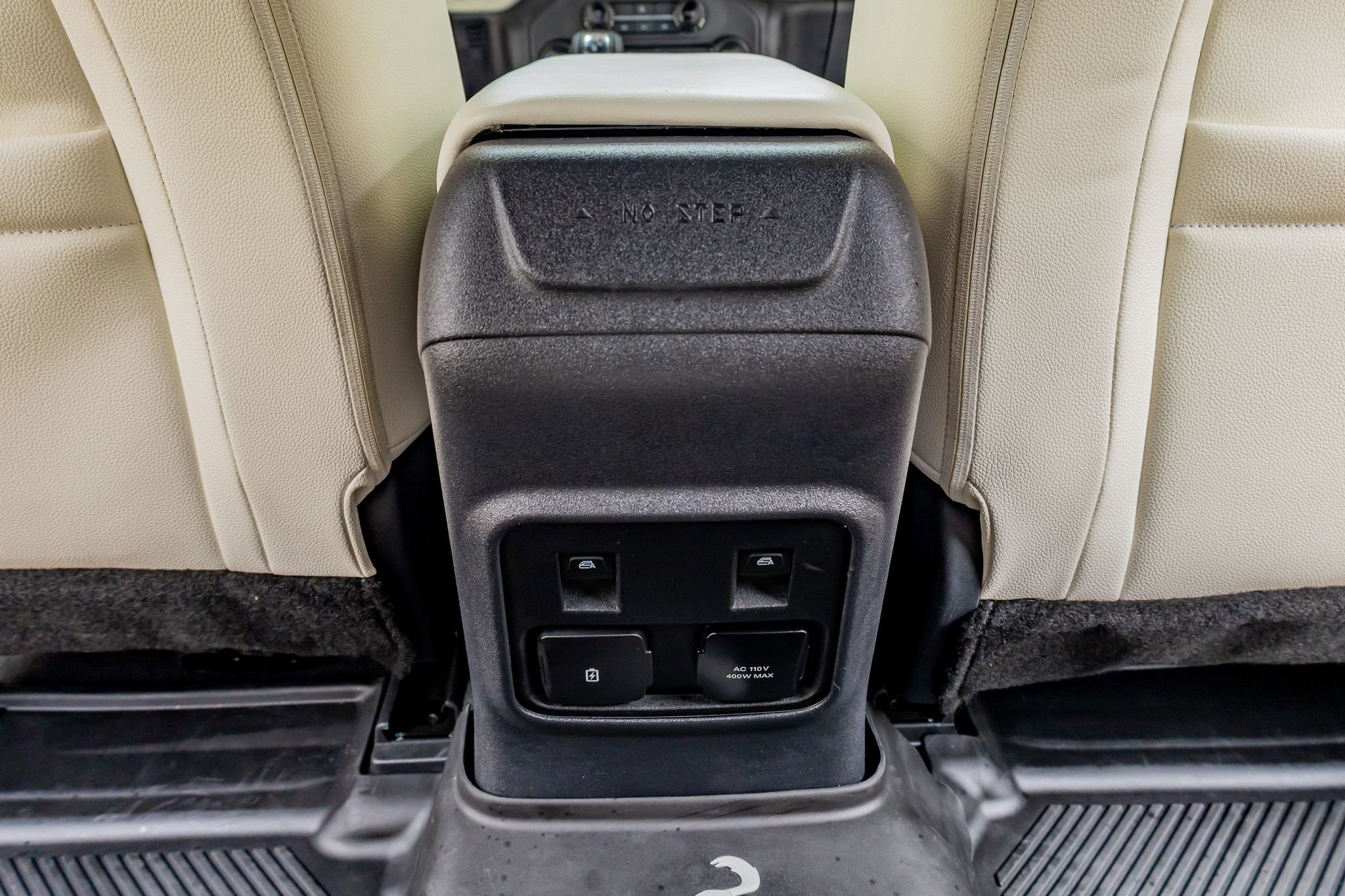 Used 2023 Ford Bronco Heritage Edition AWD/4WD image 34