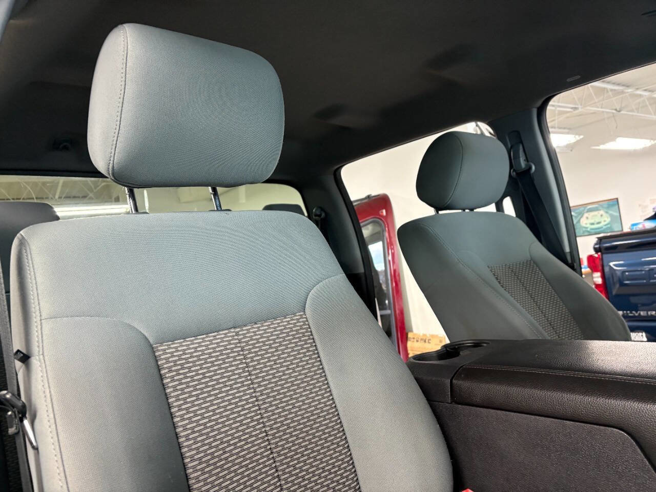 Used 2016 Ford F250 XLT w/ Camper Package image 19