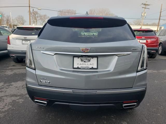 New 2026 Cadillac XT5 Sportv w/ LPO, Floor Liner Package image 7