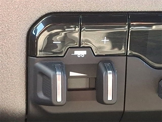 Used 2023 RAM 3500 Tradesman w/ Chrome Appearance Group image 27