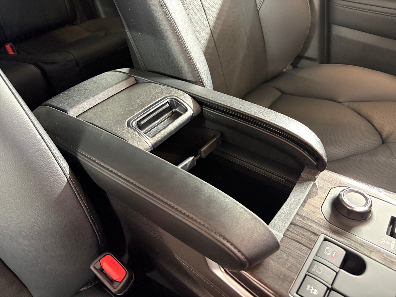 New 2026 Toyota Highlander Limited AWD/4WD image 29