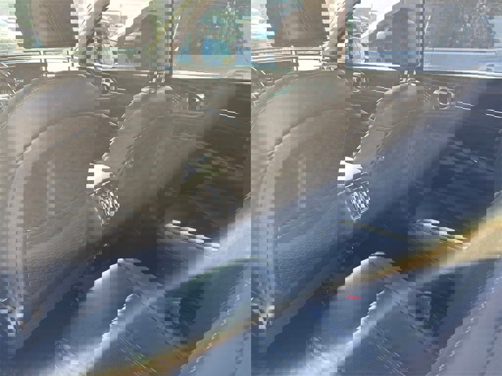 Used 2023 Kia Sorento SX image 28