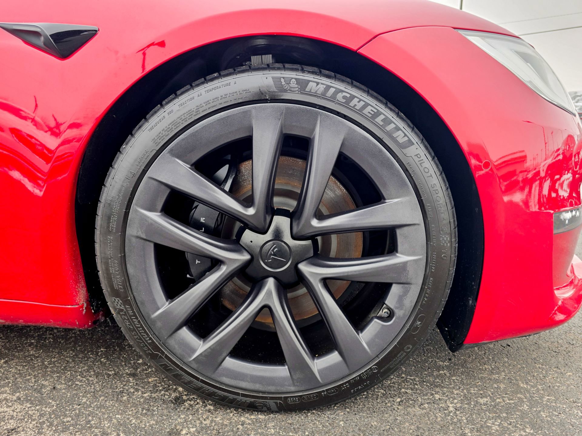 Used 2021 Tesla Model S Plaid image 20