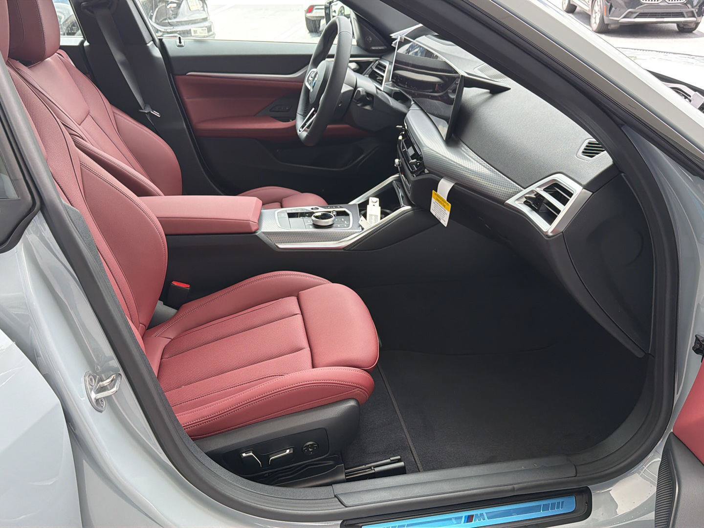 New 2026 BMW i4 eDrive40 w/ M Sport Package RWD image 13