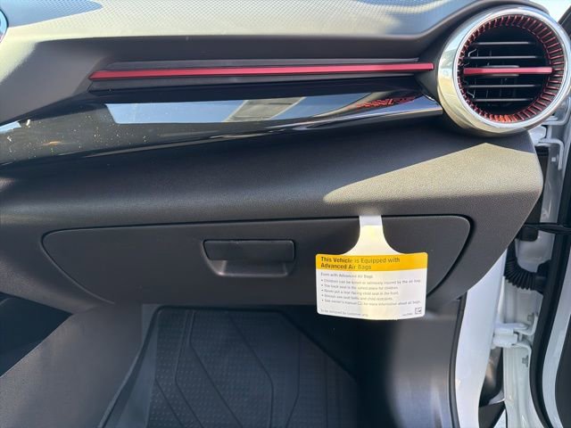 New 2026 Chevrolet Trax RS w/ Sunroof Package image 13