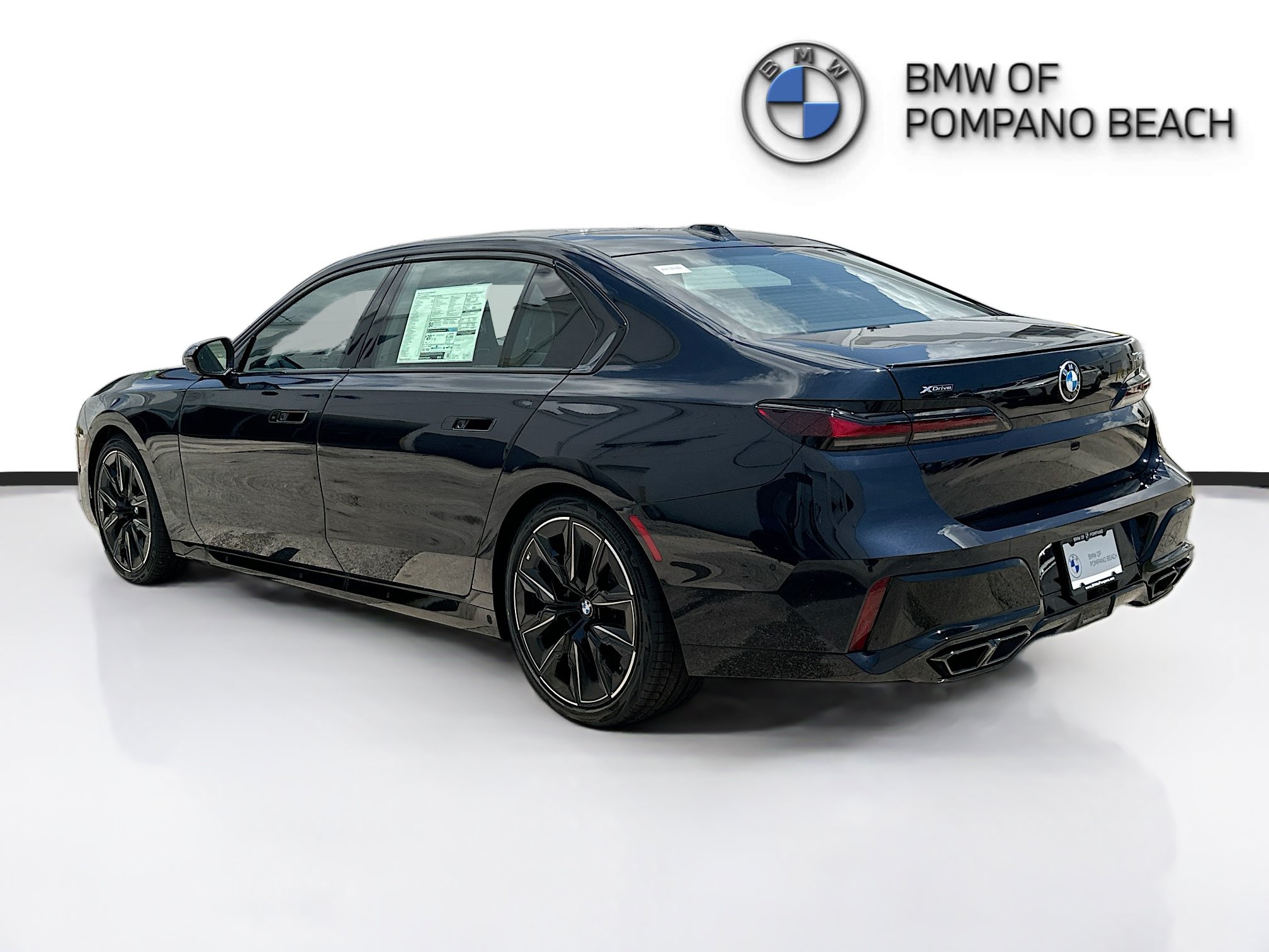 New 2026 BMW 760i xDrive w/ Executive Package AWD/4WD image 4