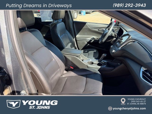 Certified 2017 Chevrolet Malibu LT w/ Leather Package FWD image 15