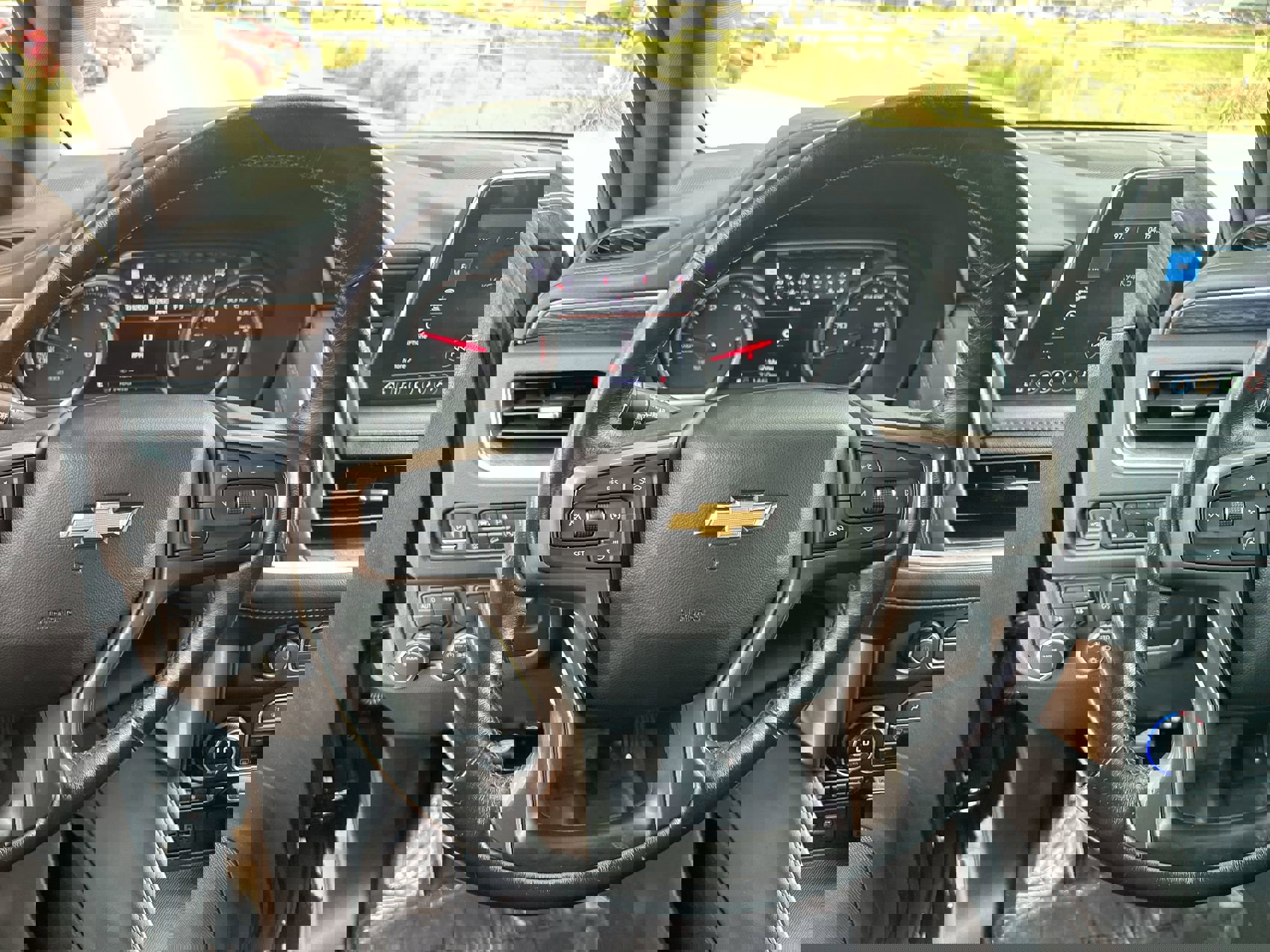 Used 2021 Chevrolet Suburban High Country image 14