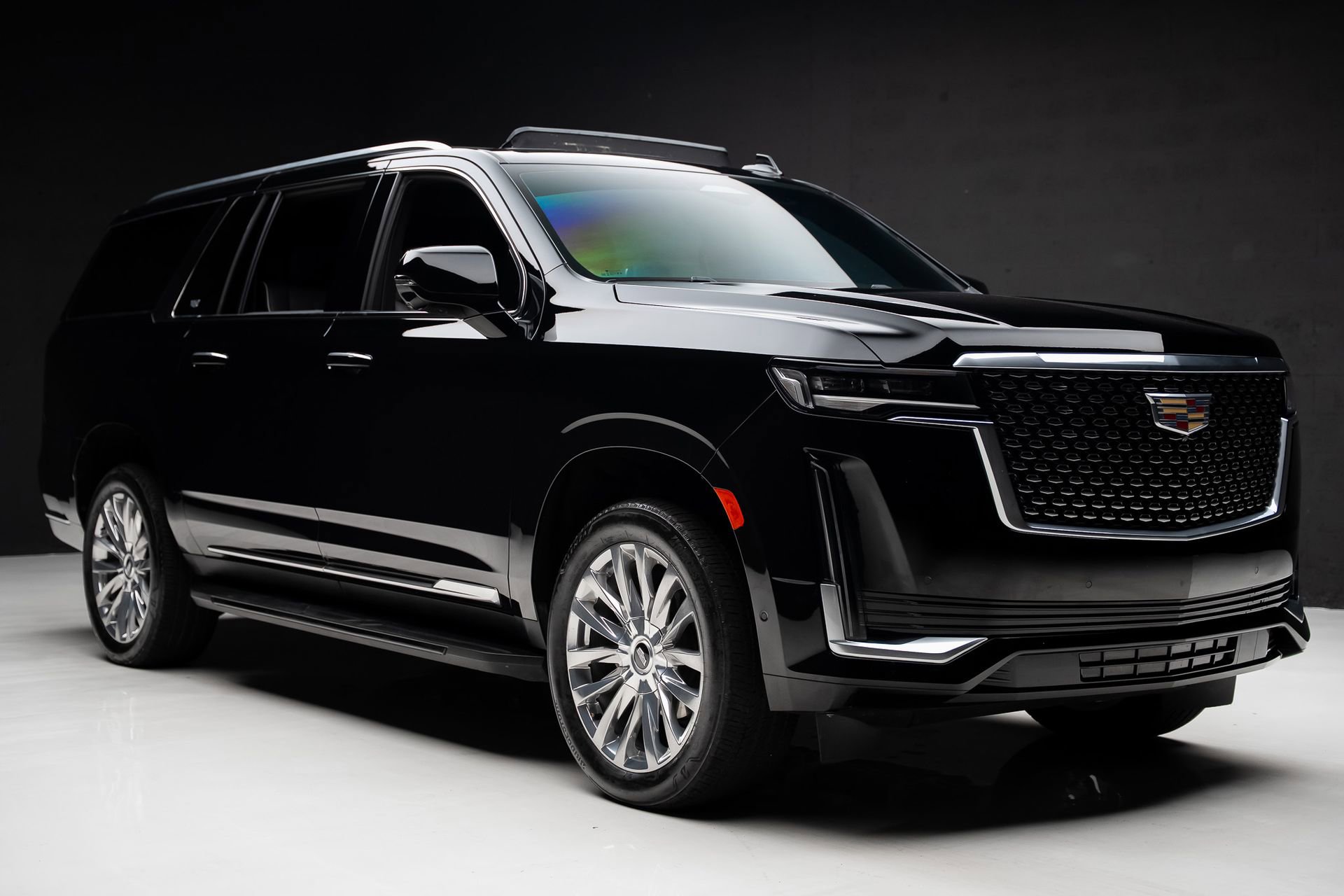 Used 2024 Cadillac Escalade ESV Premium Luxury RWD image 89