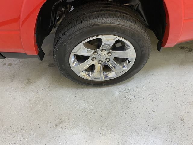 Used 2025 RAM 1500 Lone Star image 13