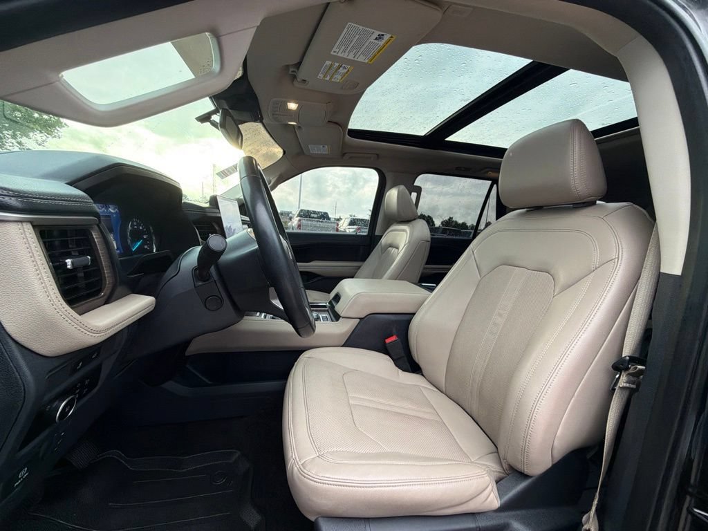 Used 2023 Ford Expedition Limited AWD/4WD image 23