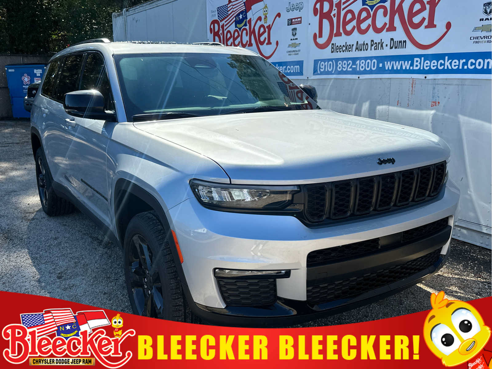 New 2025 Jeep Grand Cherokee L Limited w/ Black Appearance Package AWD/4WD image 1
