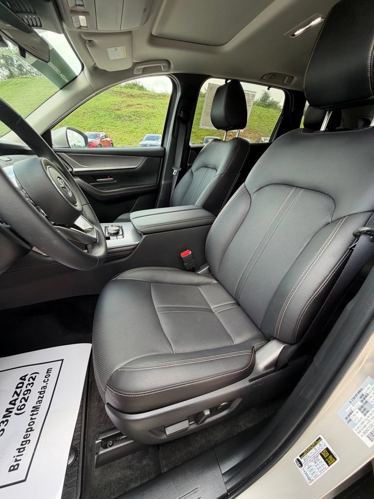 Certified 2025 MAZDA CX-90 Plug-In Hybrid w/ Preferred AWD/4WD image 16