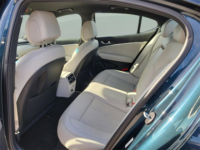 Used 2024 Genesis G70 2.5T image 10