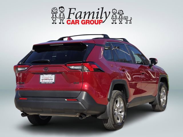 Used 2025 Toyota RAV4 XLE w/ Convenience Package image 4