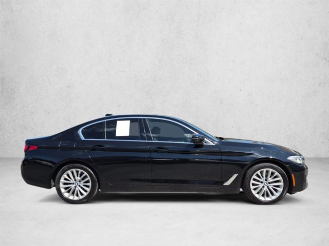 Used 2021 BMW 530i w/ Premium Package RWD image 4