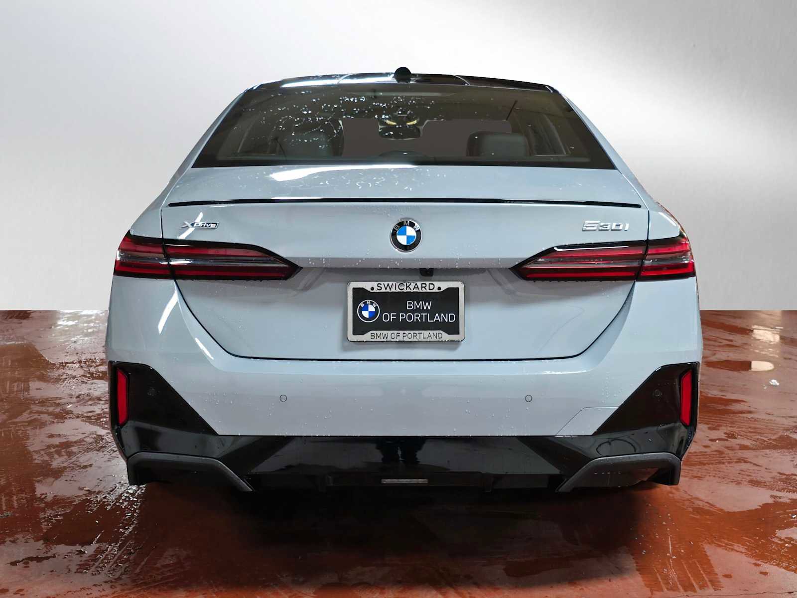 New 2026 BMW 530i xDrive w/ M Sport Package image 4