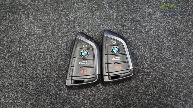 Used 2025 BMW 330i xDrive Sedan AWD/4WD image 65