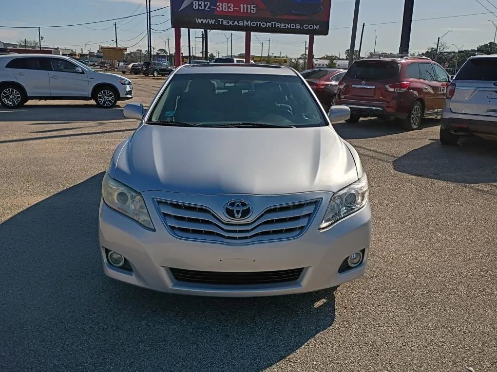 Used 2011 Toyota Camry XLE image 8
