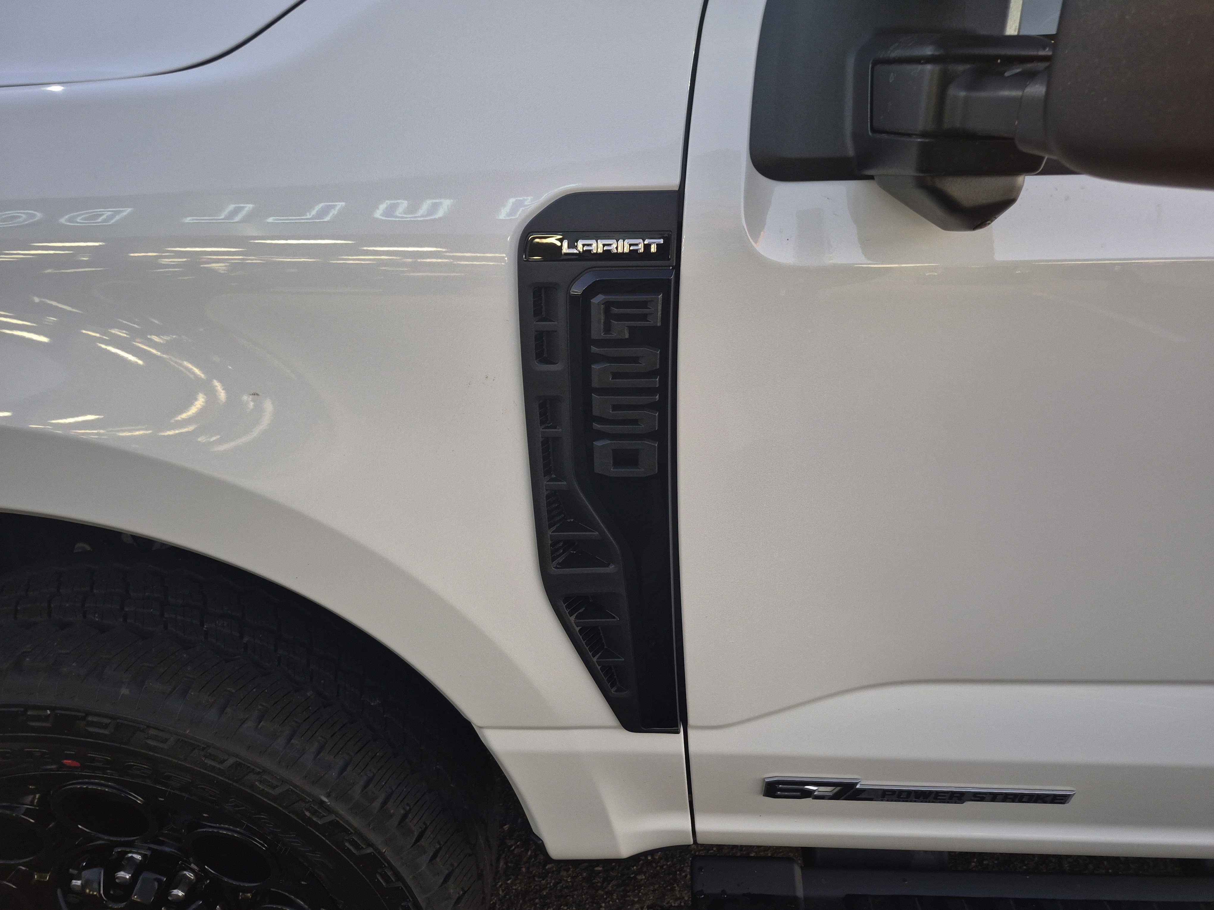 New 2026 Ford F250 Lariat w/ Black Appearance Package image 12