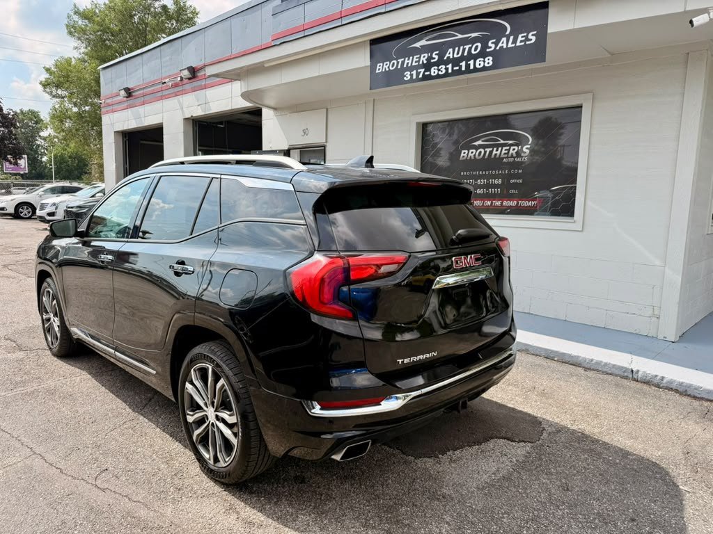Used 2019 GMC Terrain Denali w/ Advanced Safety Package FWD image 10