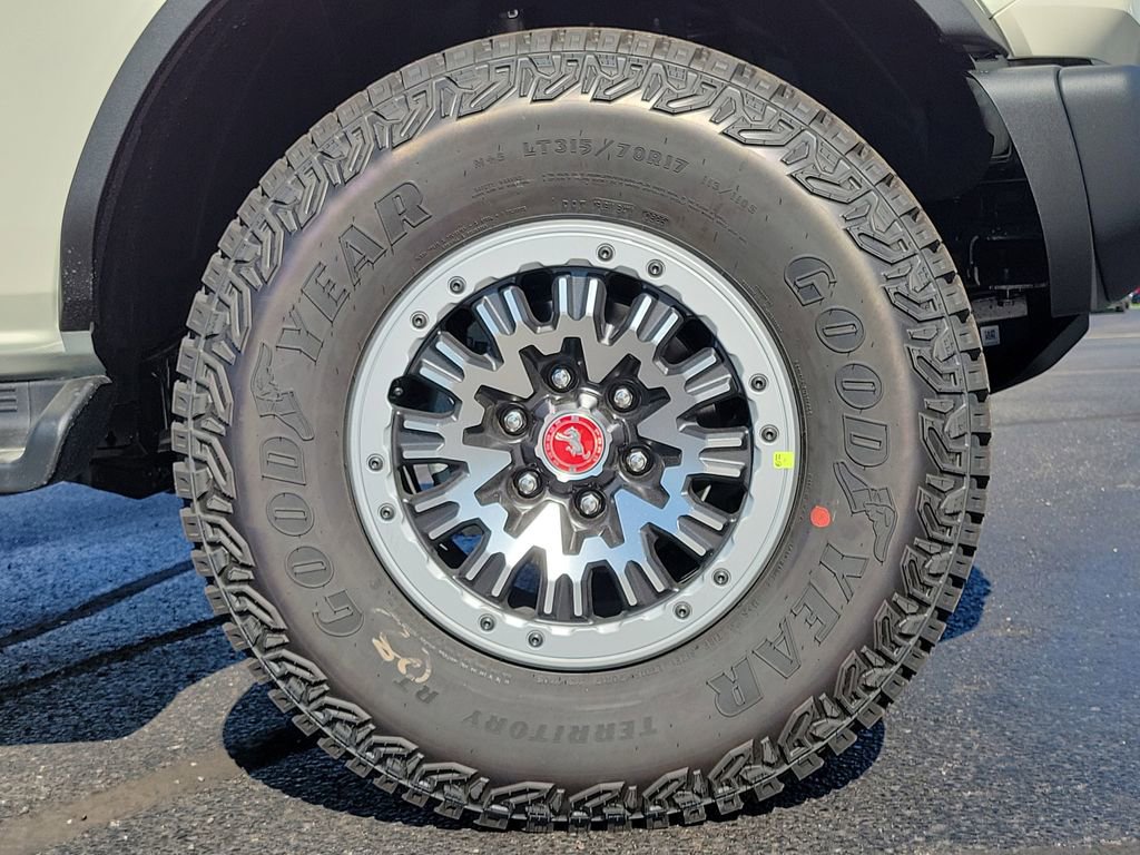 New 2026 Ford Bronco Outer Banks image 9