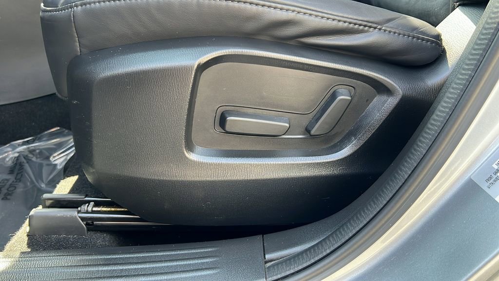 Used 2019 MAZDA CX-5 Touring image 22