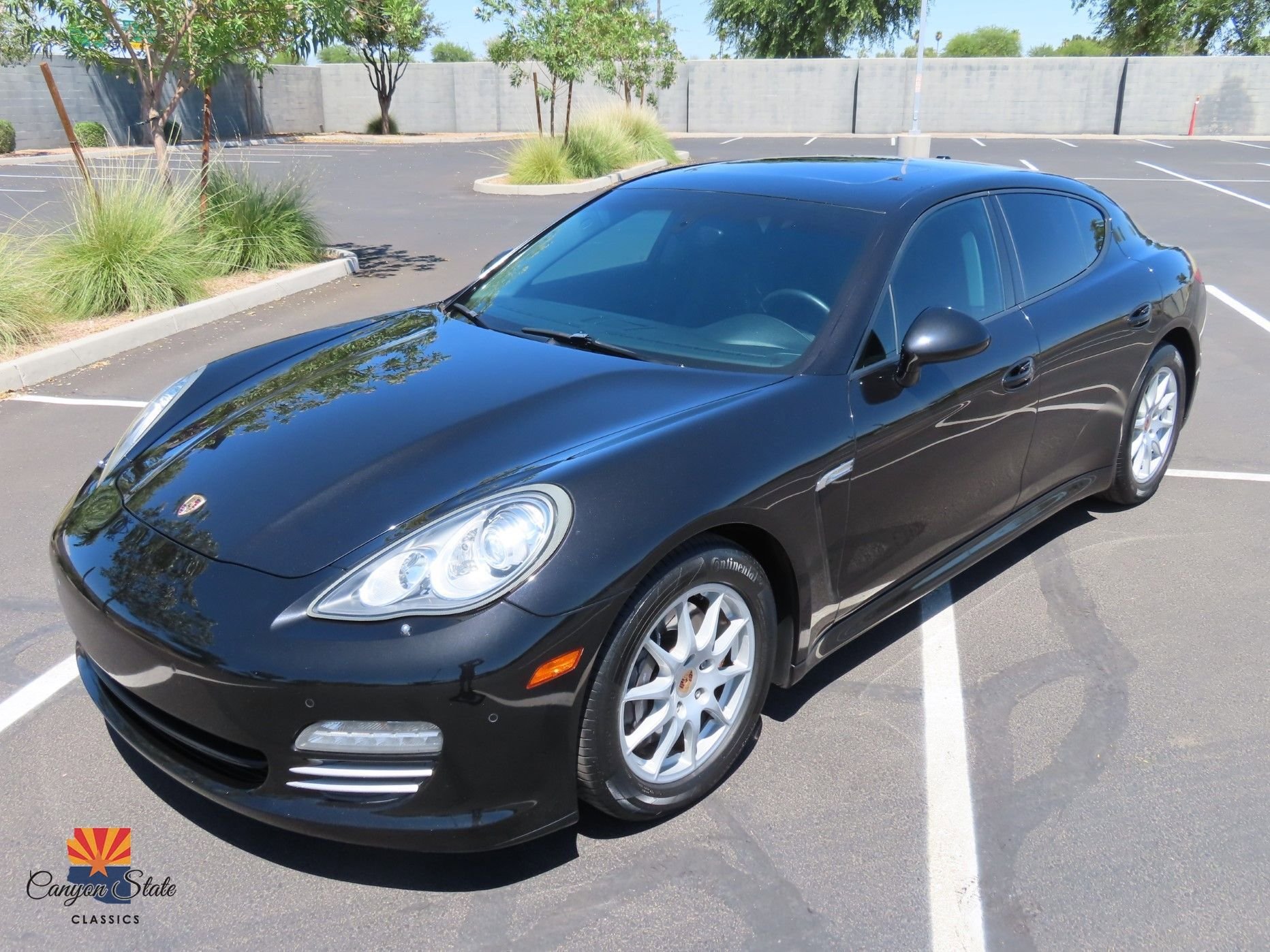 Used 2012 Porsche Panamera 4 image 5